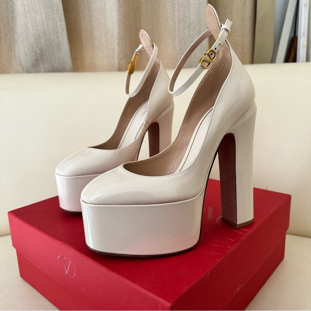VALENTINO GARAVANI TAN-GO PLATFORM PUMP IN PATENT LEATHER 155 MM SIZE 38 1/2